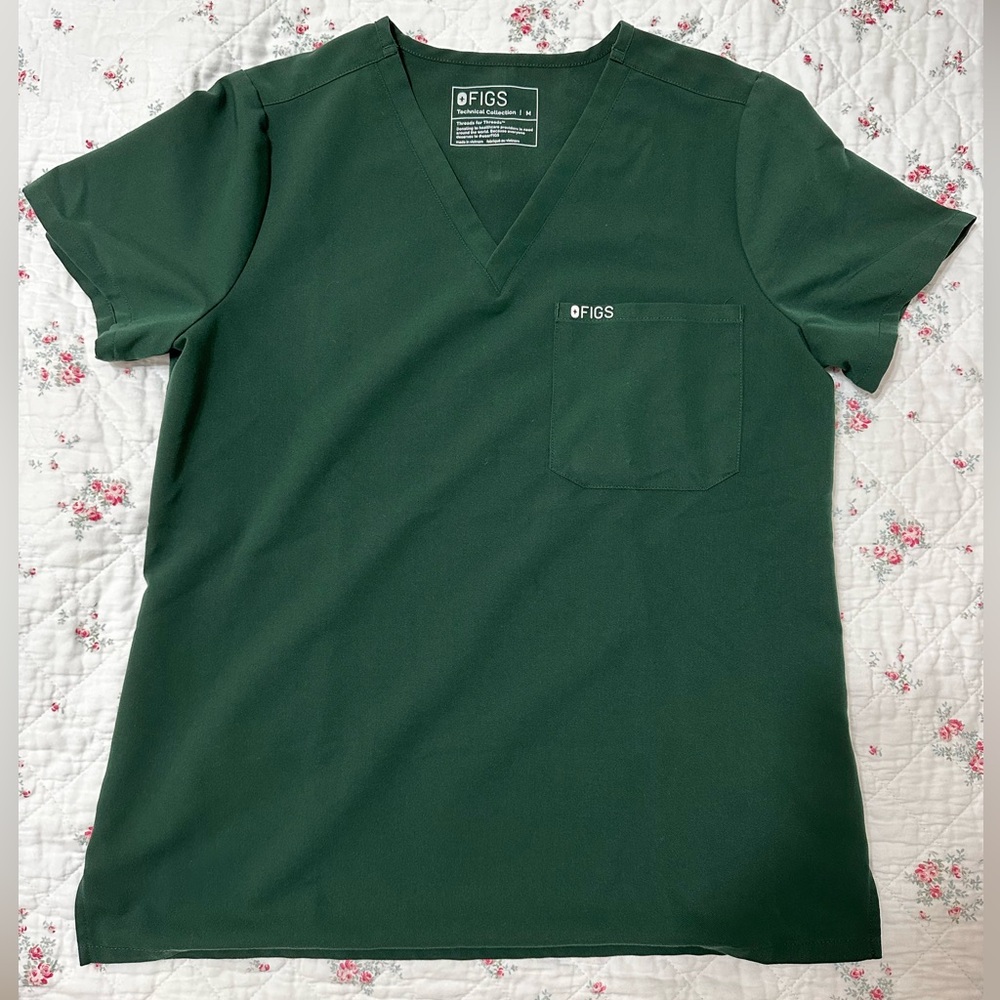 Figs Catarina One-Pocket Scrub Top in British Racing Green